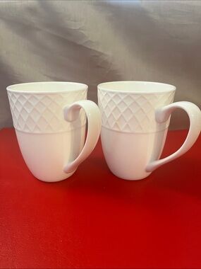 New Mikasa Trellis Cups Mugs Bone China White 14 oz MIKASA set of 2